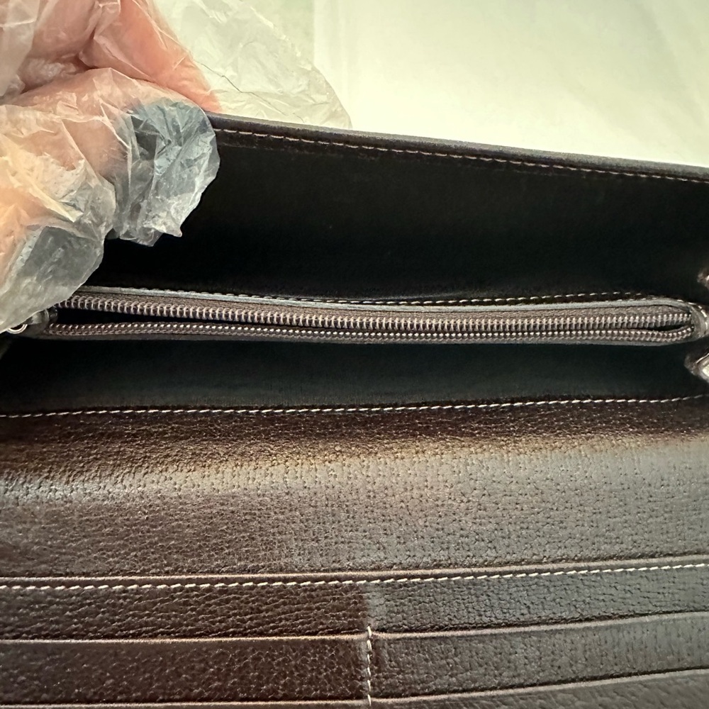 Gucci Brown Monogram Long Wallet Authentic - Picture 6 of 15